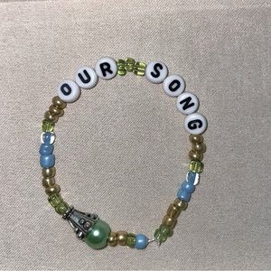 Taylor Swift | Our Song | Homemade Friendship Bracelet